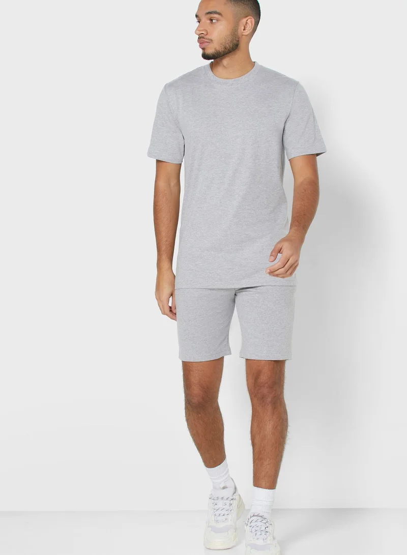 Seventy Five Basics Essential Crew Neck T-Shirt