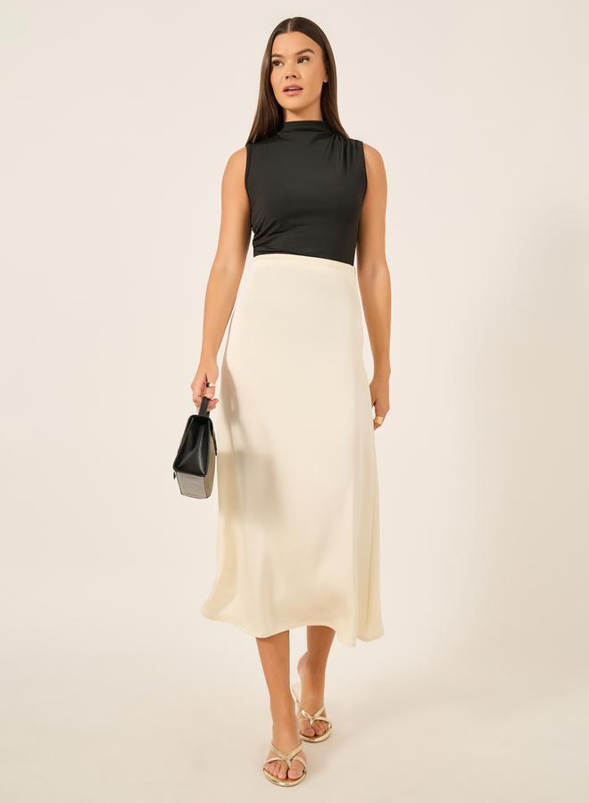 Styli Off White Satin Flared Maxi Skirt - Image 1