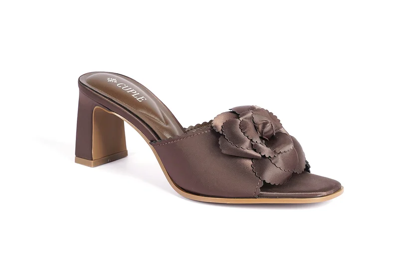 كابلي صندل نسائي يومي بكعب راقي للأناقة المستدامة