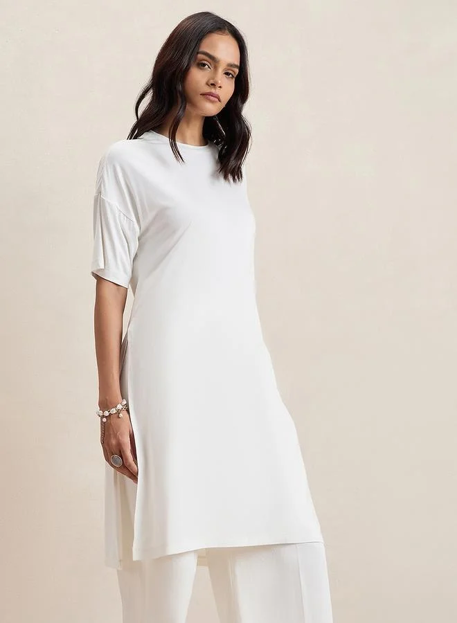 Femmella Femmella Solid Drop Shoulder Knit Longline Top with Slit Detail