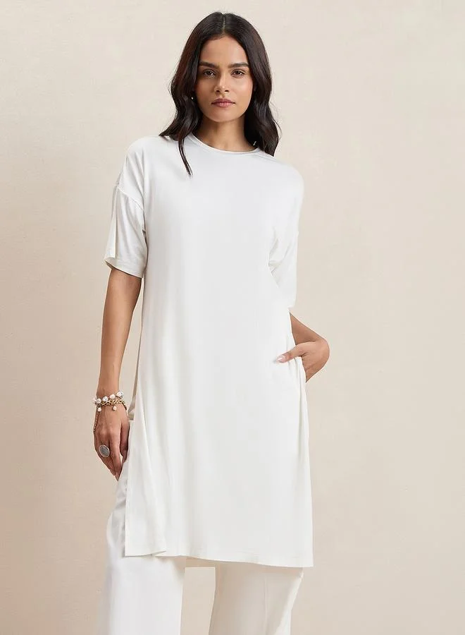 Femmella Femmella Solid Drop Shoulder Knit Longline Top with Slit Detail