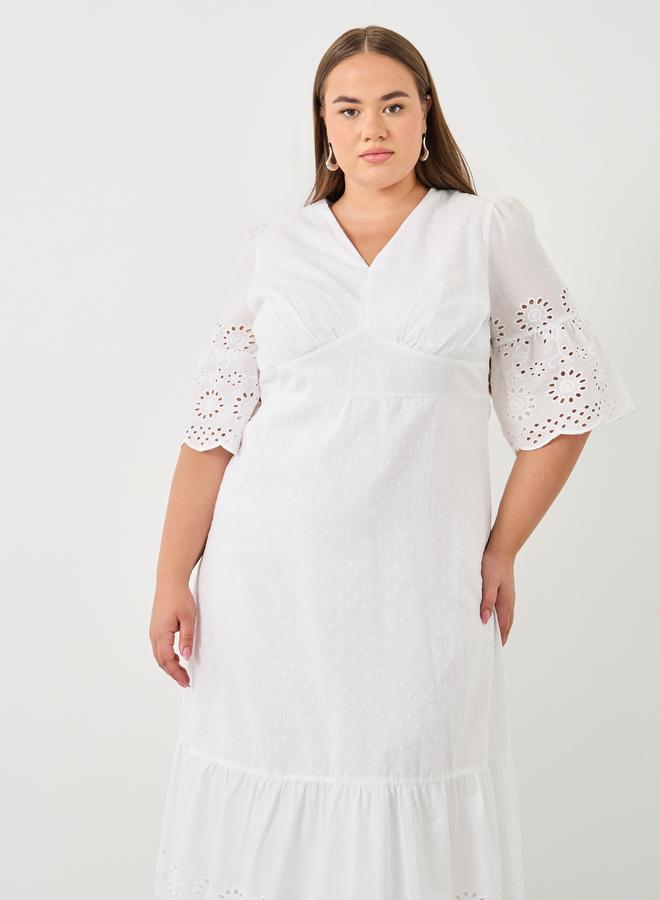 Styli Plus Size Cotton Dobby A-Line Maxi Dress - Image 3
