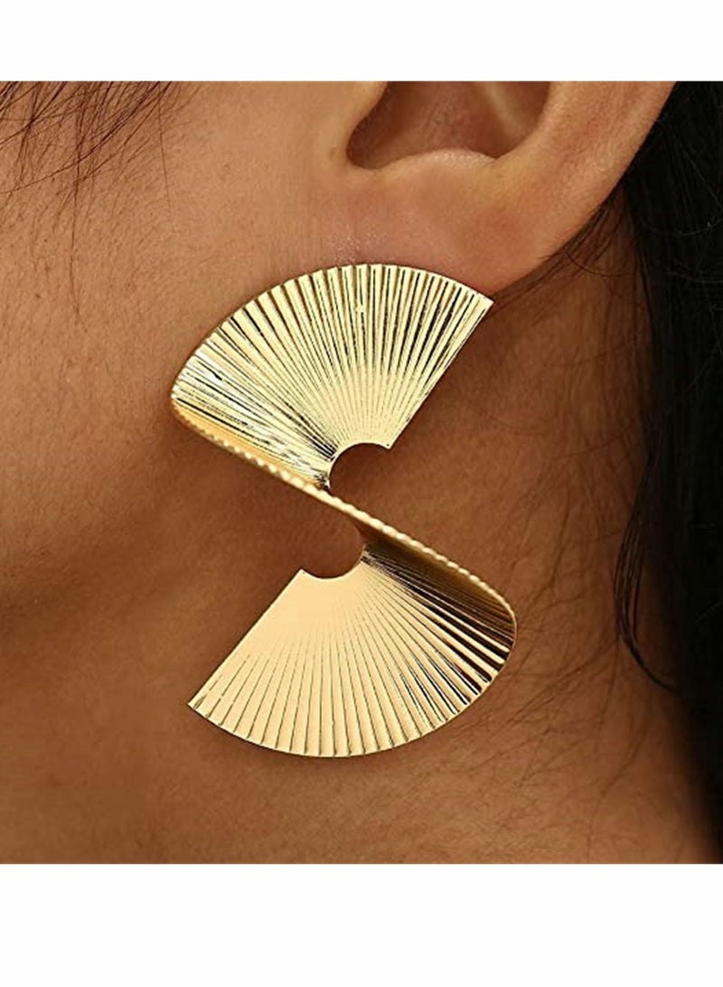 Stud, personalized earrings, Irregular Spiral Fan Leaf Earrings, Gold Geometric Earrings Exaggerated Statement Earrings, Punk Stylish Sectored Twisted Earring, for Women and Girls (Sectored)
