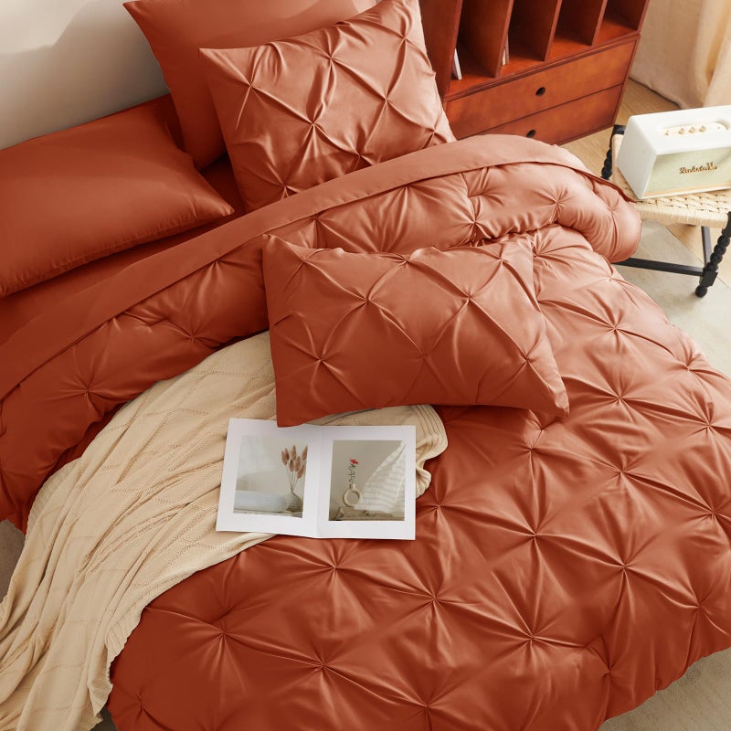 HIMEET Pintuck Bed in a Bag, 7 Pieces Queen Size Comforter Set Burnt Orange, Pinch Bed in a Bag, Soft All Season Bedding Sets with Comforter, Flat Sheet, Fitted Sheet and Pillowcases & Shams - Image 4