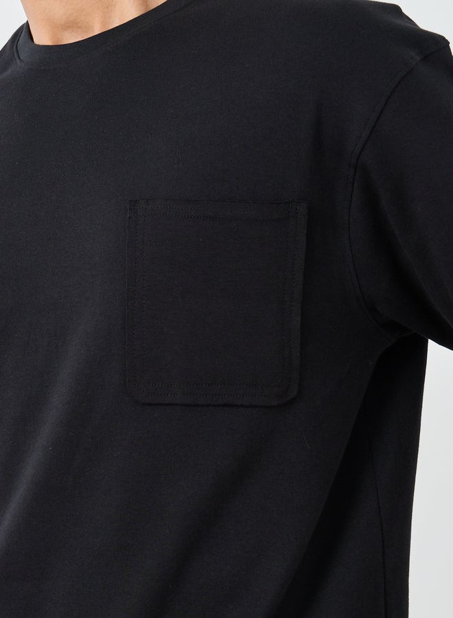 Styli Men Black Interlock Oversized T-Shirt with Pocket - Image 3