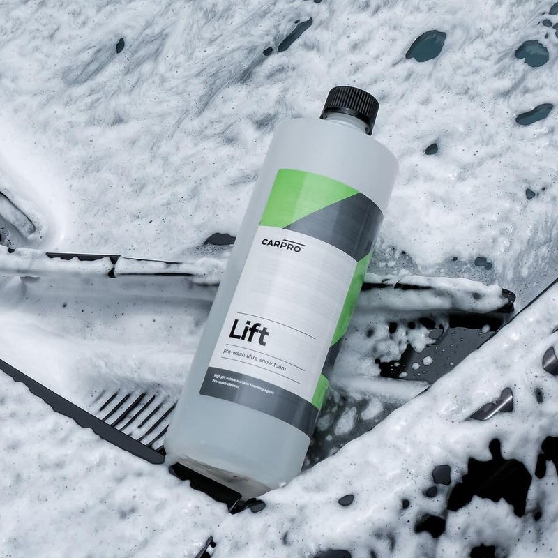 CARPRO ليفت - صابون غسيل سيارات رغوي مسبق، يذوب ويرفع كمية كبيرة من الأوساخ والجراثيم، بدون لمس تمامًا - يستخدم في دلو أو مدفع رغوة، مركز - 500 مل (17 أونصة) - Image 3