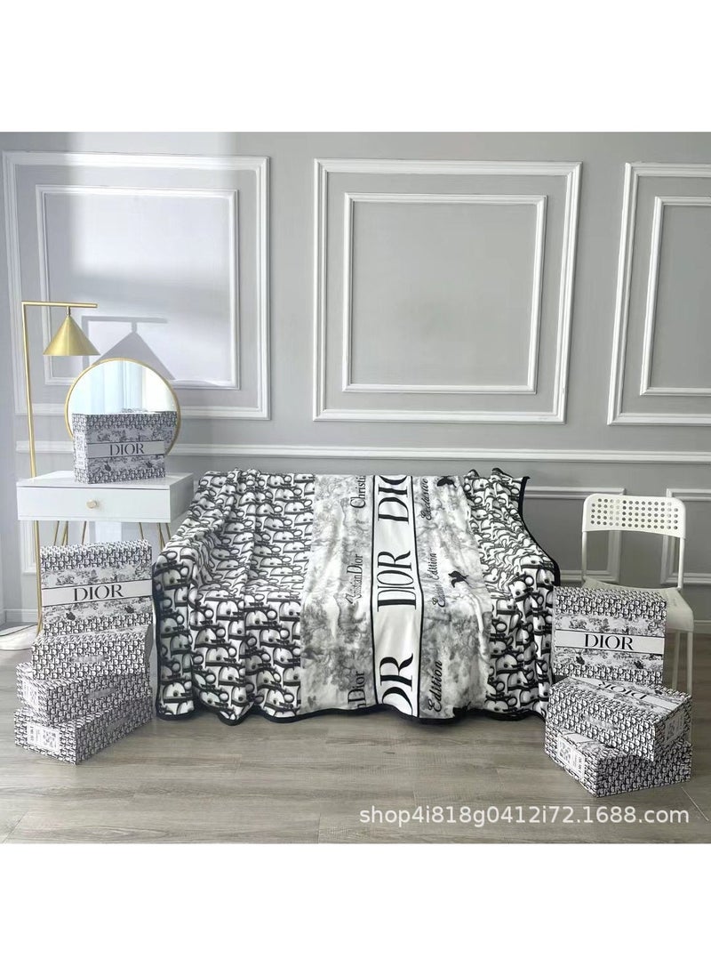 Arabest Chao Brand Foreign Trade Blanket Gold Mink Flannel Blanket Nap Leisure Travel Blanket Wholesale Gift Box Packaging Gray D blanket 