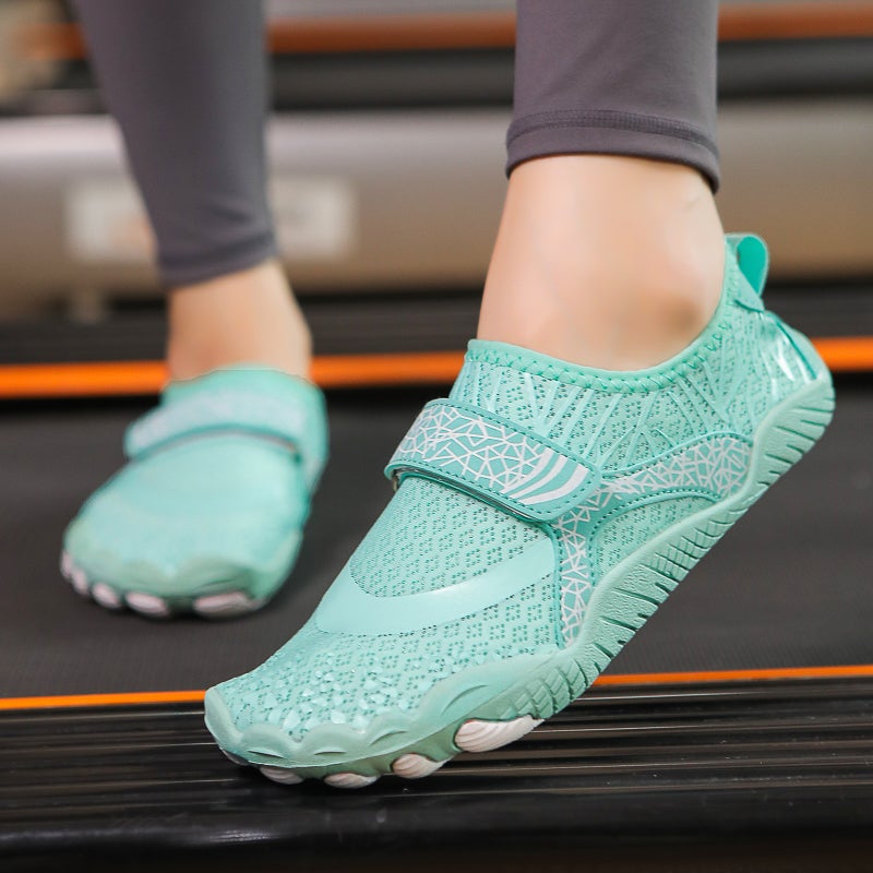 Cushioned Fitness Shoes for Yoga  Running CK2 December color 