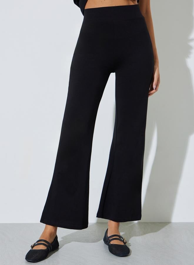 Styli Black Cotton Text Print T-Shirt and Flared Leggings Co-Ord Set - Image 5