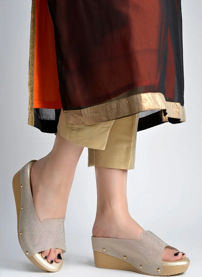 شوتوبيا Shoetopia Textured Wedge Mules