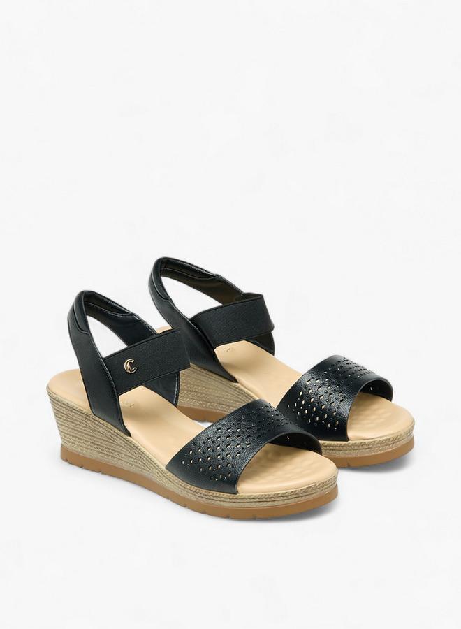 لو كونفورت صنادل نسائية بكعب ويدج بحزام خلفي - Image 3