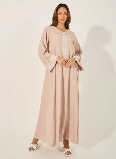 Styli Styli Embroidered Notch Neck A-Line Jalabiya