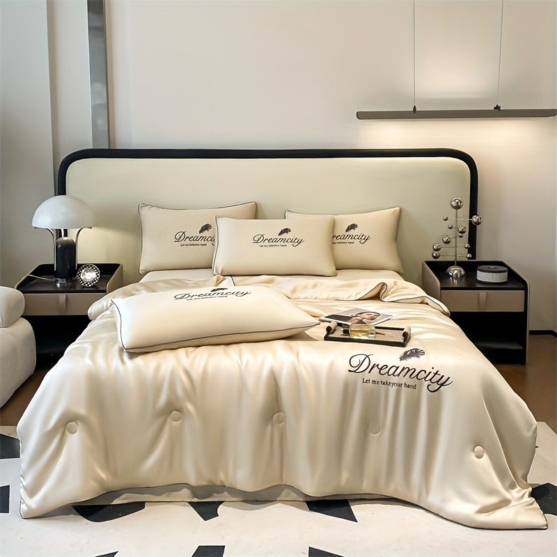 1 Ultra-soft Summer Cooling Quilt, 1 Summer Lightweight Quilt (pillowcases Not Included). Luxurious Cooling Ice Silky Fiber Fabric Embroidered Comfortable Air-conditioned Quilt. Multi-functional Cooling Summer Lightweight Quilt, Refreshing Thin Quilt - Image 1