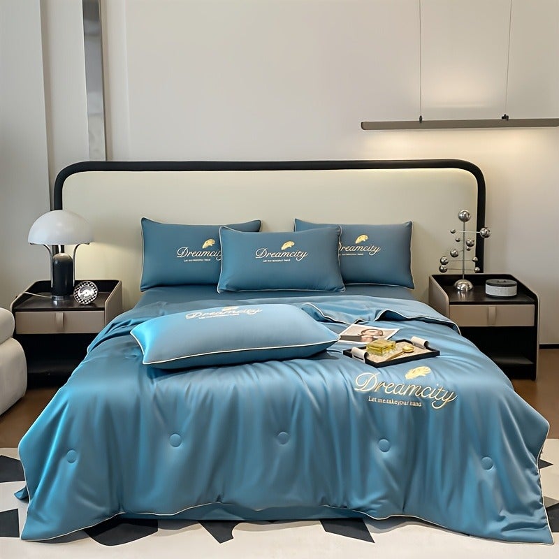 1 Ultra-soft Summer Cooling Quilt, 1 Summer Lightweight Quilt (pillowcases Not Included). Luxurious Cooling Ice Silky Fiber Fabric Embroidered Comfortable Air-conditioned Quilt. Multi-functional Cooling Summer Lightweight Quilt, Refreshing Thin Quilt - Image 4