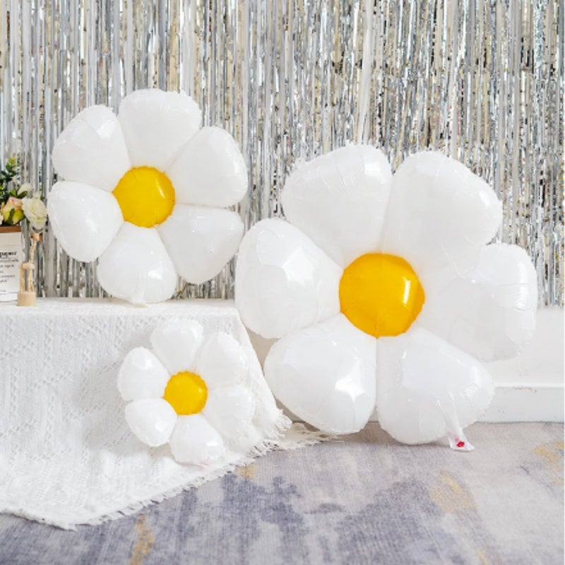 Giant Daisy Balloons Set of 10 - Image 3