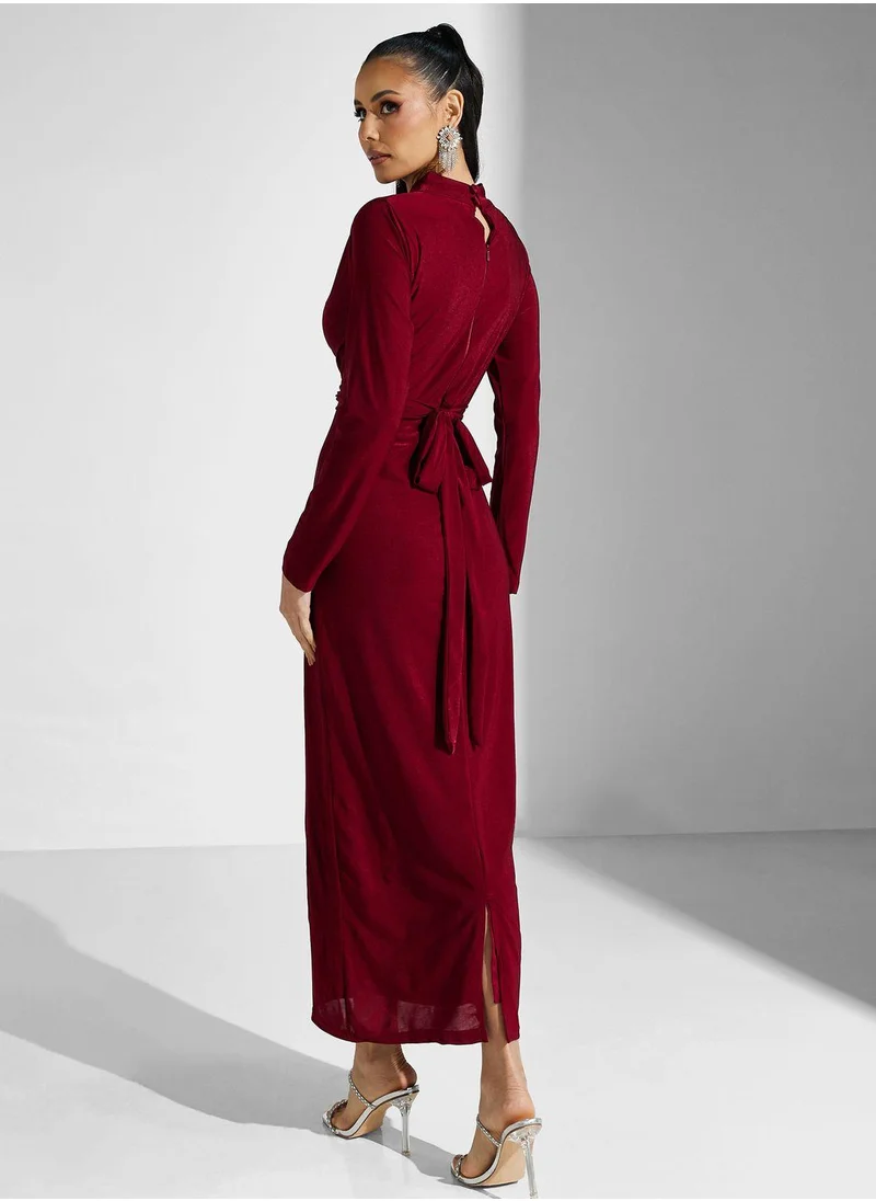 جولدن ابل Mock Neck Buckle Belted Dress