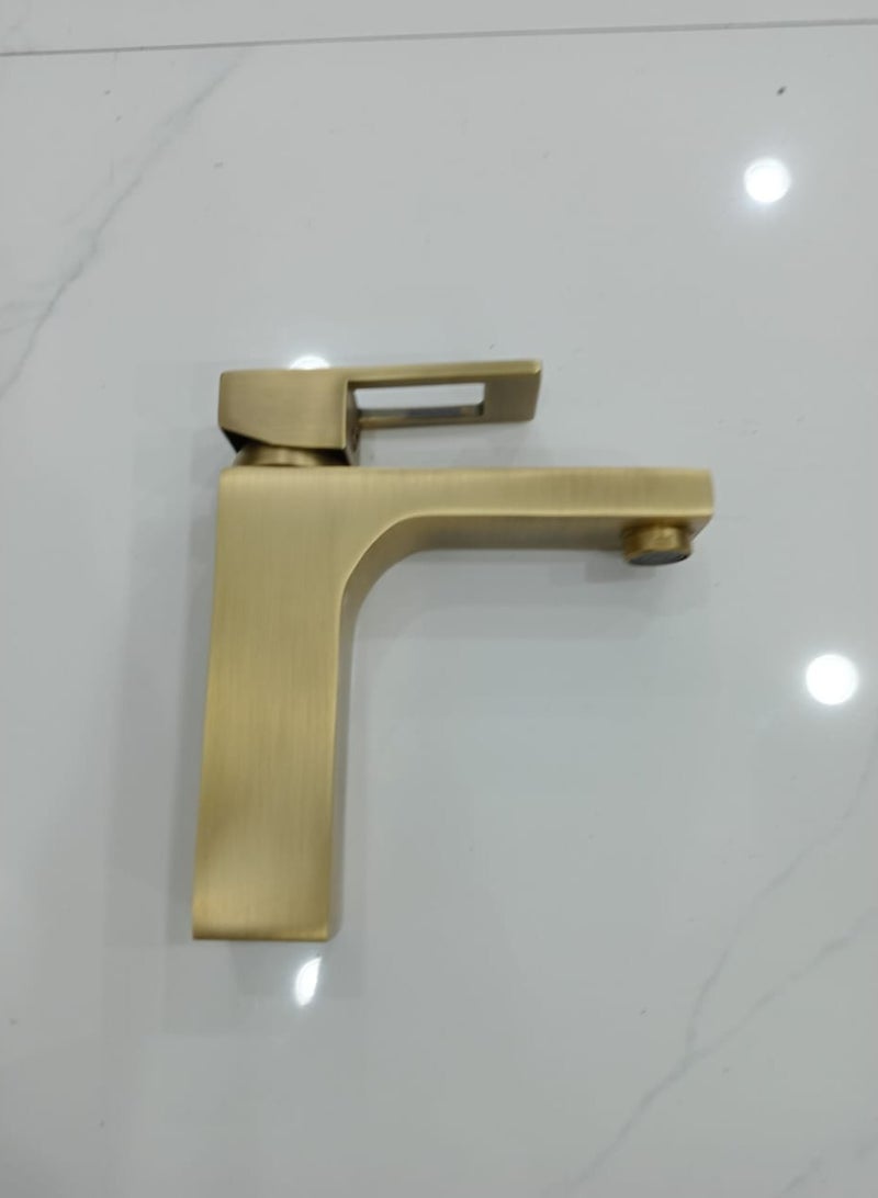 D&N Single-Handle Brass Basin Faucet - Hot and Cold Water Mixer Tap - Image 3