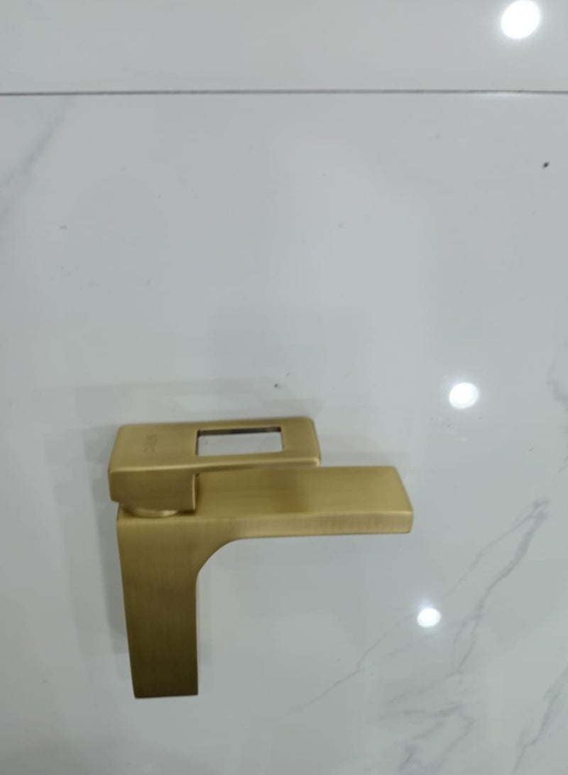 D&N Single-Handle Brass Basin Faucet - Hot and Cold Water Mixer Tap - Image 2