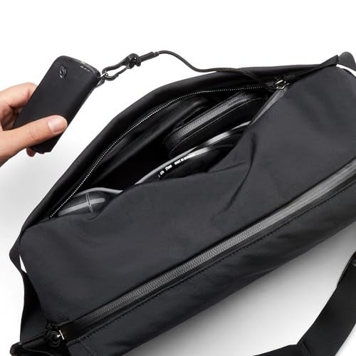 Bellroy Venture Camera Sling 10L photography bag Black - Image 3