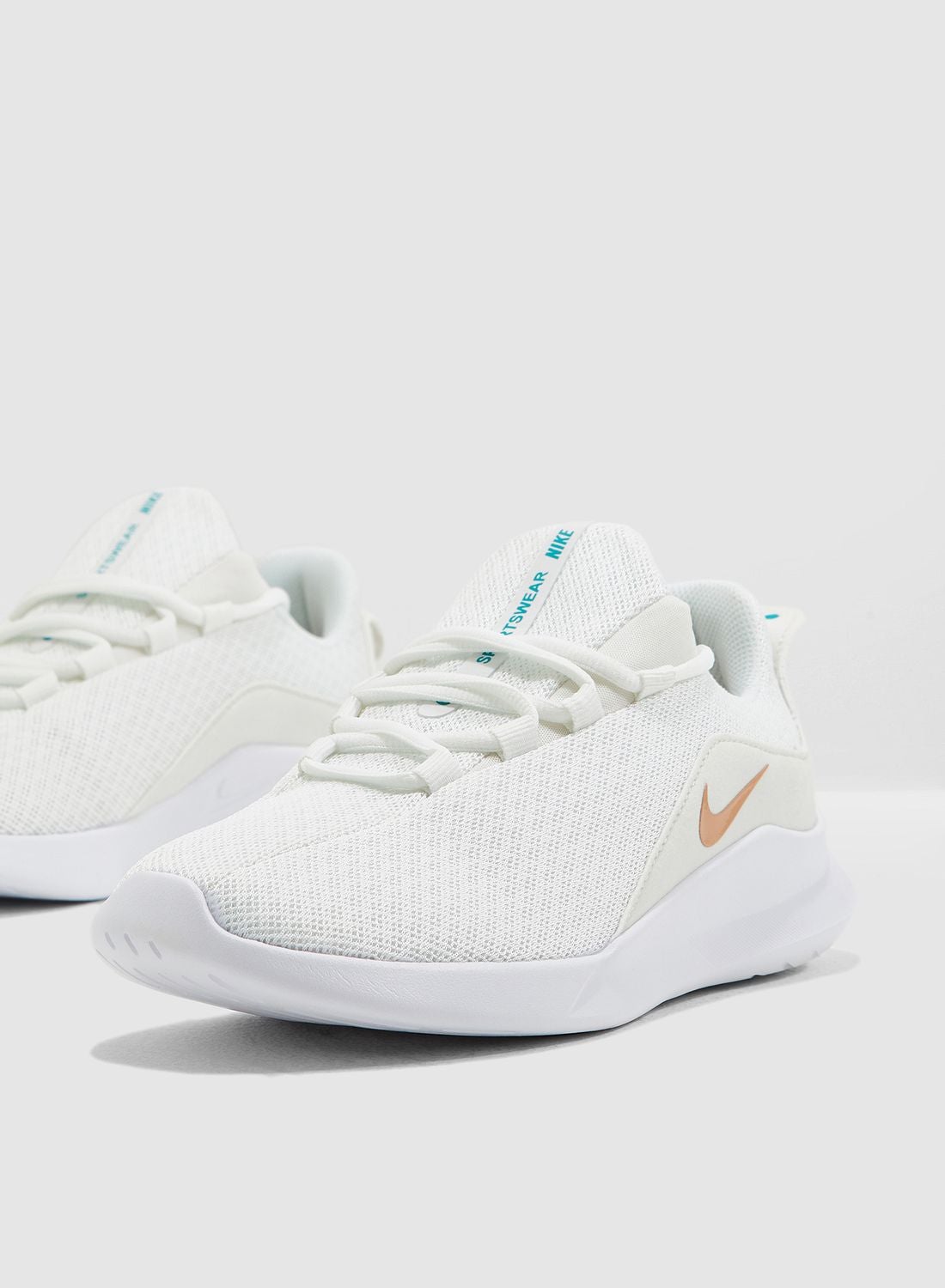 nike viale women's sneakers