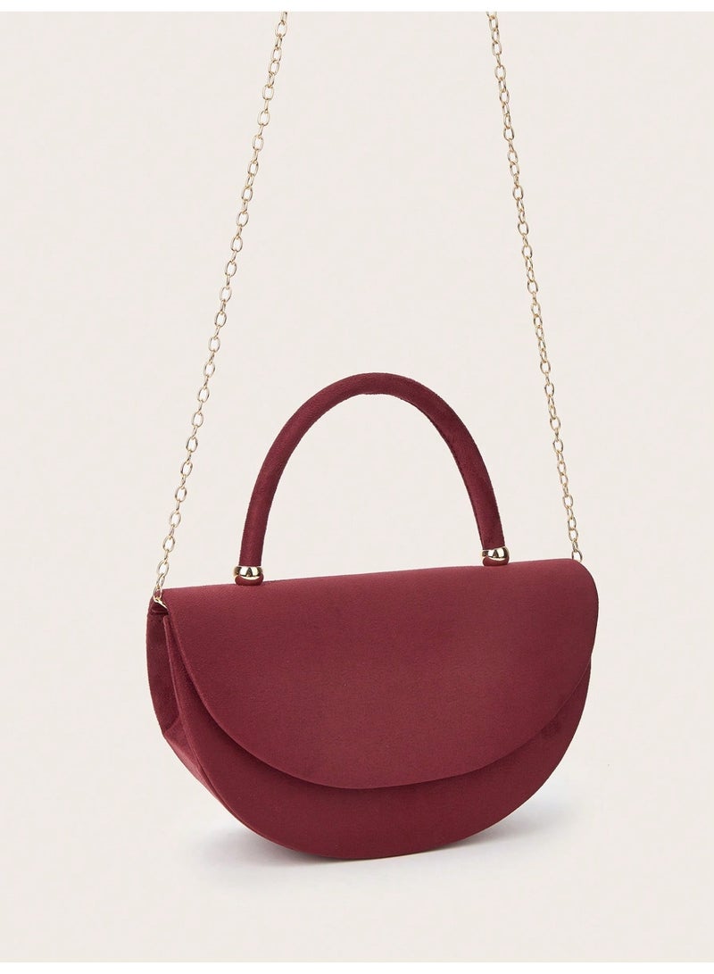 حقيبة سهرة نسائية أنيقة باللون العنابي بتصميم عصري - Image 4