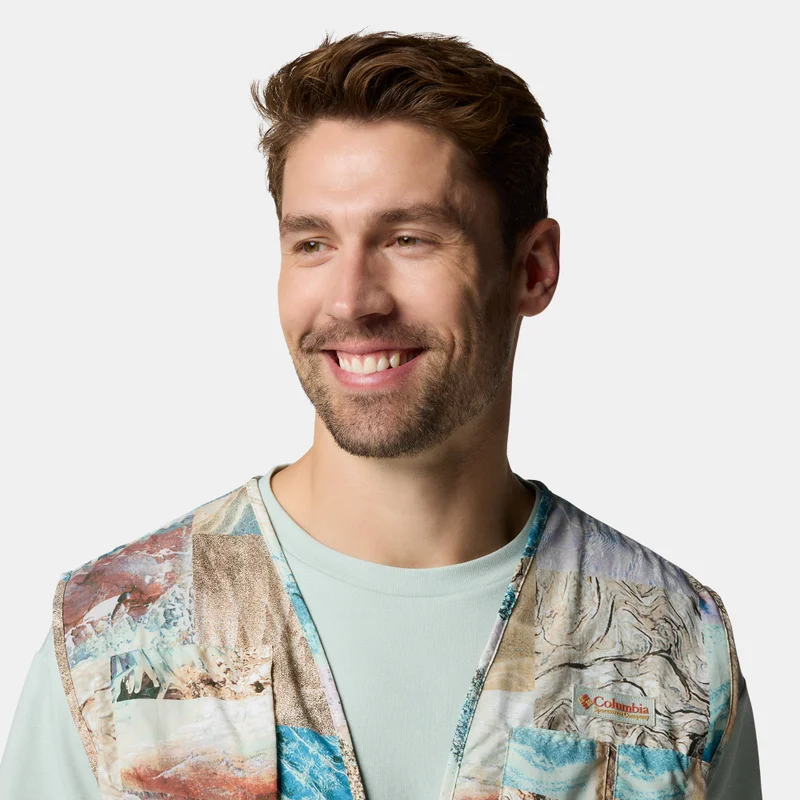 Columbia Green Men's Cove Beach Printed Hiking Vest for Men | Best Price UAE