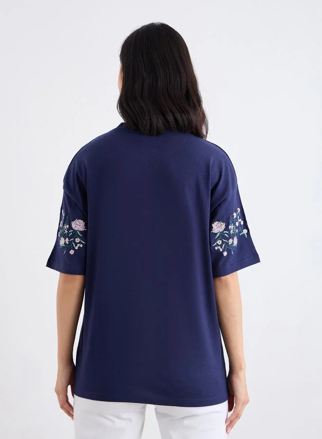 Styli Styli Embroidered Detail Round Neck Oversized T-Shirt