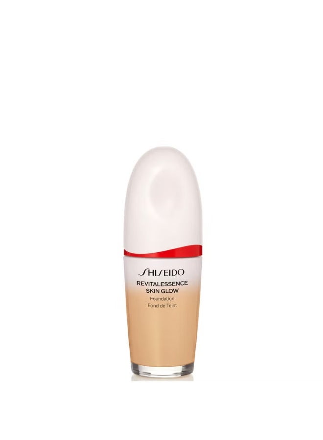 Shiseido Revitalessence Glow Foundation - 320 Pine - Image 1