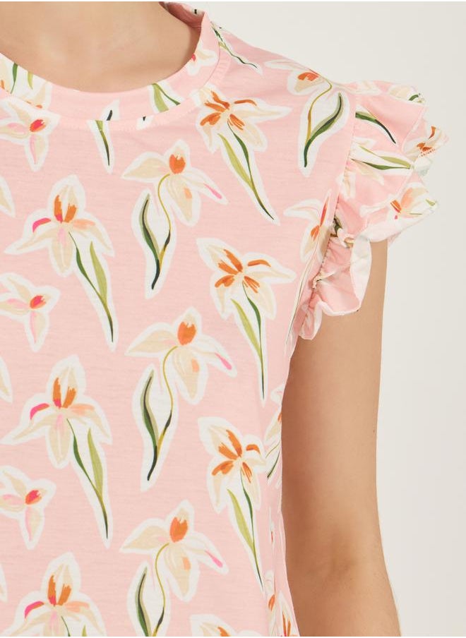 Styli All Over Floral Print Ruffled Sleeve T-Shirt & Capri Set  - Image 3