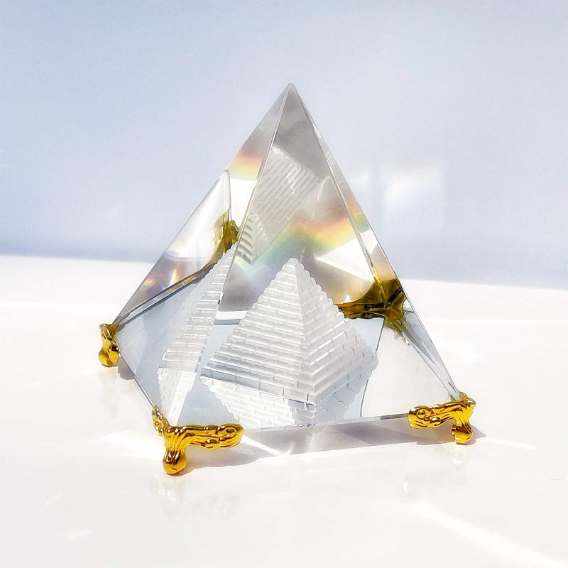 Togetherlife Crystal Pyramid Prism Feng Shui Crafts Meditation Crystal with Gold Stand for Home Office Art Decor Pyramids Gift Stand for Prosperity Positive Energy and Good Luck8cm