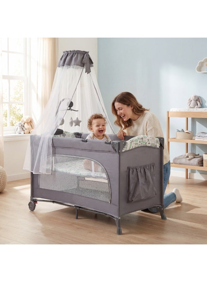 كول بيبي سرير أطفال متنقل دورين (Baby Travel Cot) قابل للطي مع ناموسية، فتحة جانبية بسوستة، ألعاب معلقة، وعجلات بفرامل - محبس للأطفال - Image 2