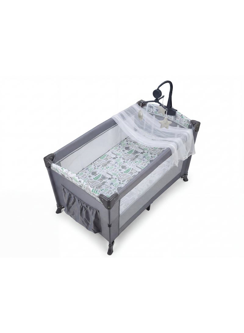 كول بيبي سرير أطفال متنقل دورين (Baby Travel Cot) قابل للطي مع ناموسية، فتحة جانبية بسوستة، ألعاب معلقة، وعجلات بفرامل - محبس للأطفال - Image 5