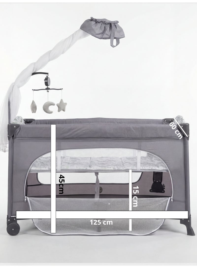 كول بيبي سرير أطفال متنقل دورين (Baby Travel Cot) قابل للطي مع ناموسية، فتحة جانبية بسوستة، ألعاب معلقة، وعجلات بفرامل - محبس للأطفال - Image 3