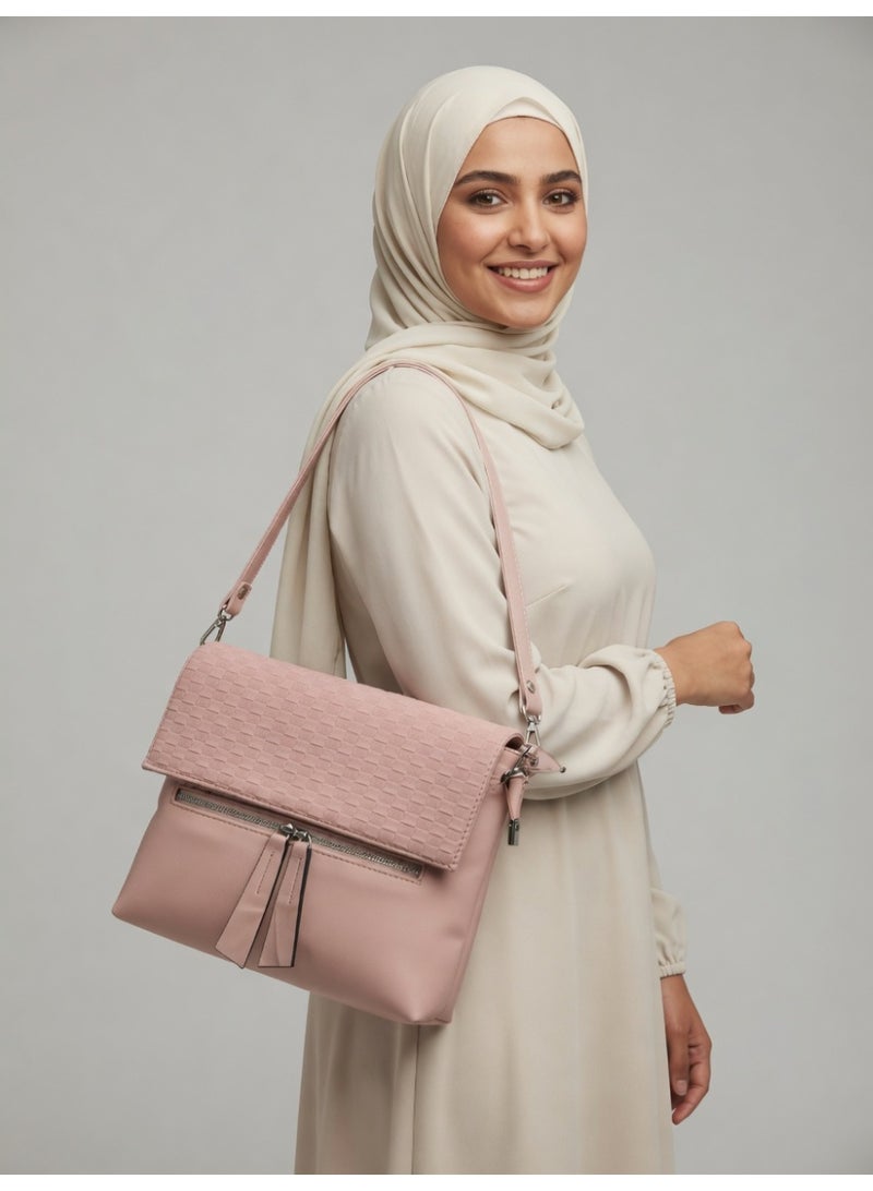 Elegant Woven Shoulder Bag for Women – Timeless Sophistication & Everyday Comfort - Pink - Image 4