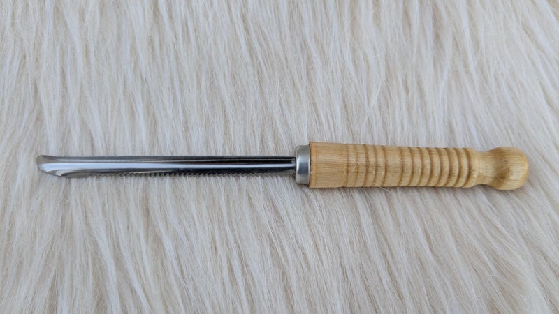 Corer with Comfortable Wooden Handle - High Quality Stainless Steel - Image 5