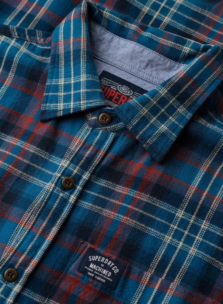 سوبر دراي قميص قطني بأكمام طويلة بنمط خشبجي