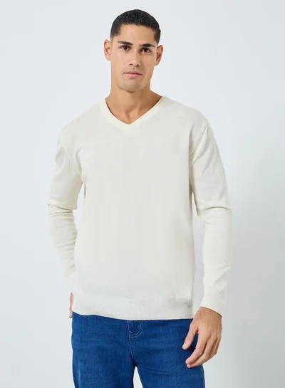 Styli Off White V-Neck Sweater