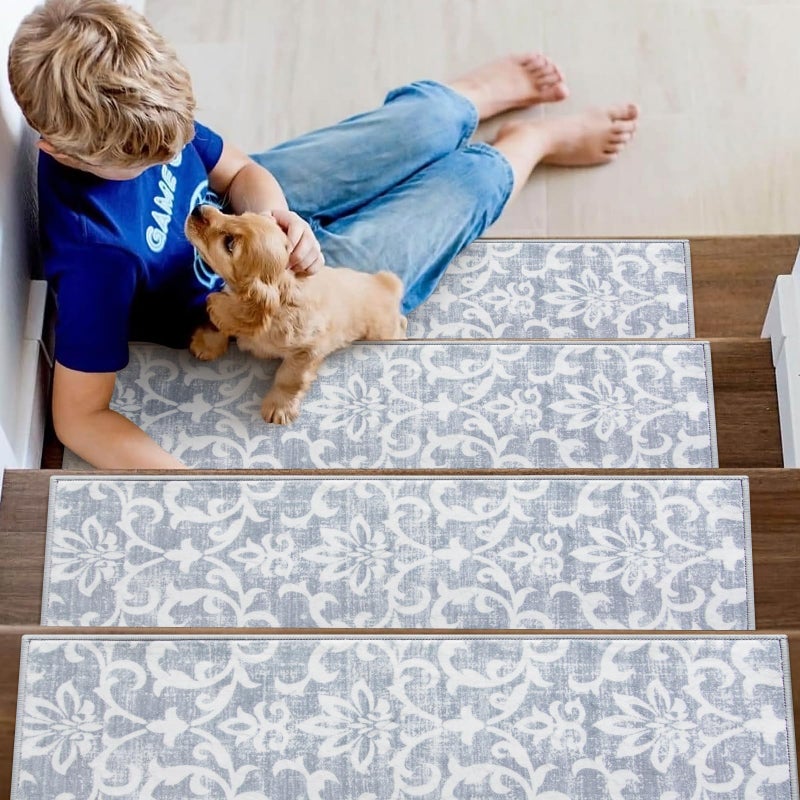La Home سجاد درجات السلم من لاهوم، 15 قطعة، 8" × 30"، سجاد غير قابل للانزلاق للدرجات الخشبية الداخلية، سجاد ناعم قابل للغسل لدرجات السلم، سجاد شرقي للسلالم للأطفال والحيوانات الأليفة وكبار السن (15 قطعة، رمادي) - Image 5