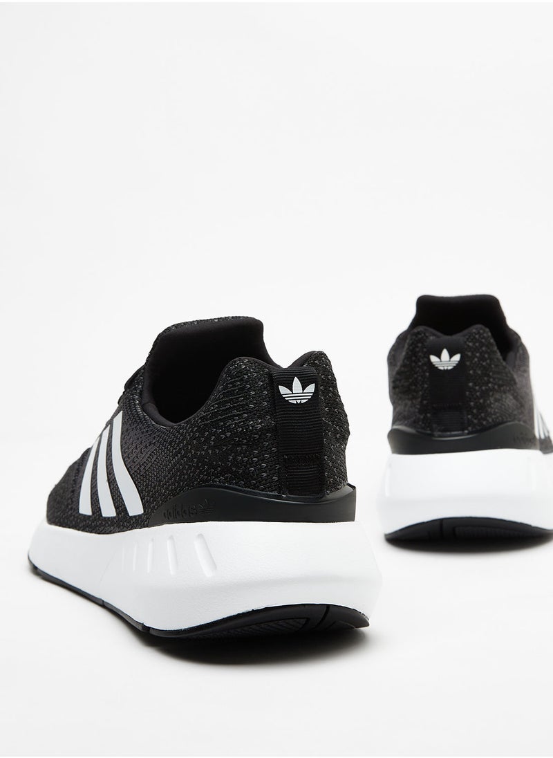 adidas Originals - Swift Run 22 Sneakers - Image 1