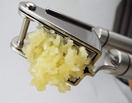 i Kito Best Garlic Press With Cleaning Brush - Solid 18/10 Stainless Steel Garlic Crusher Mincer Ginger Tools - Image 5