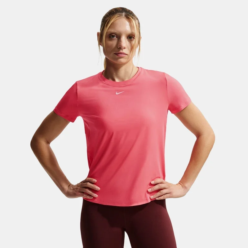 نايكي تيشيرت تدريب كلاسيكي للنساء بتقنية دراي فيت