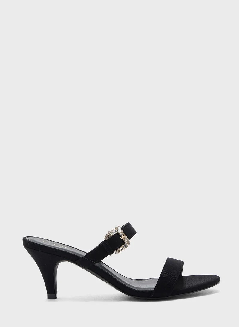 Vincci Mid-Heel Sandals