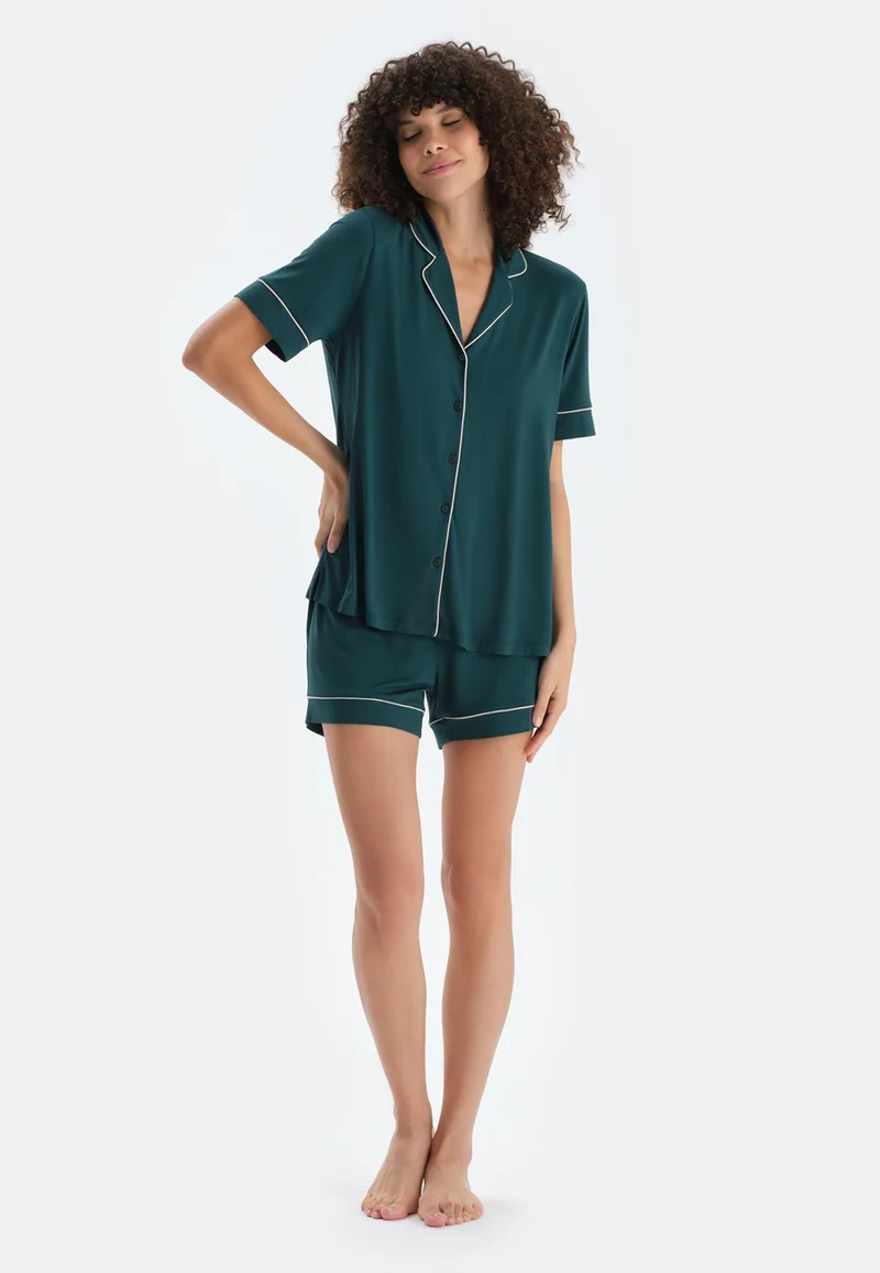 dagi Mid Rise Green Spread Collar Cotton Blend Shirt & Shorts Nightwear Set