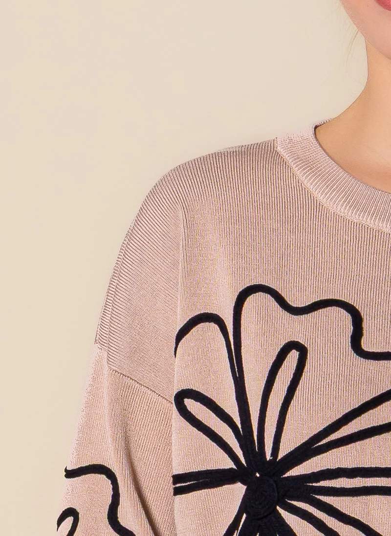 SHAPES EMBROIDERED SWEATER SET