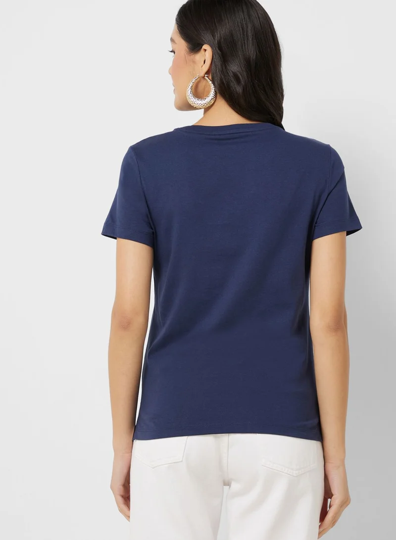 GUESS Graphic Crew Neck T-Shirt