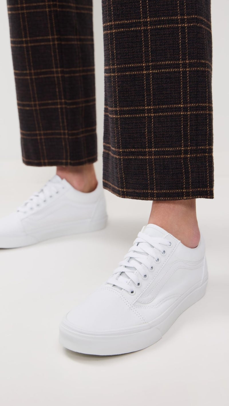 Vans Old Skool Unisex Sneakers, True White, 9 US Women/7.5 US Men - Image 2