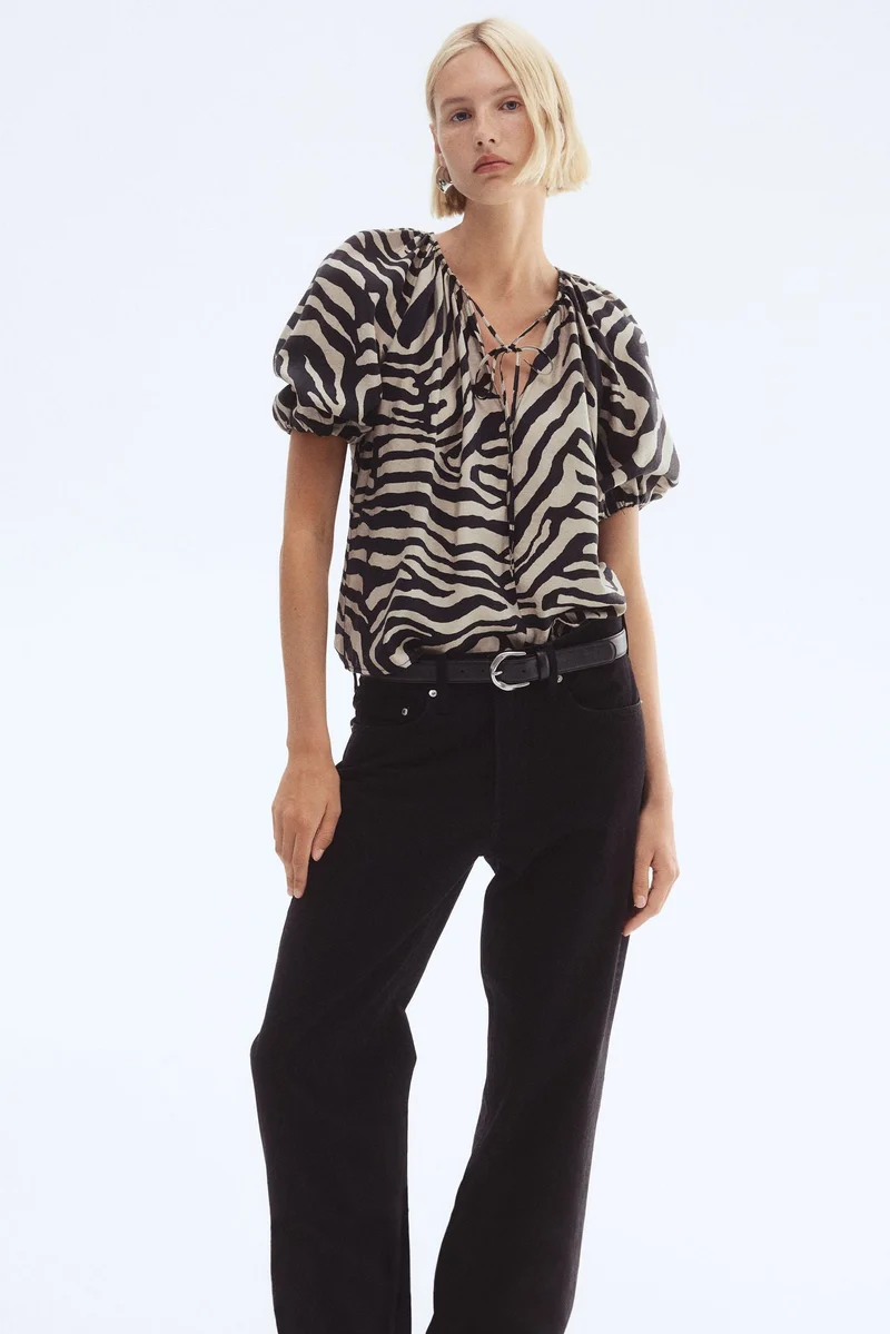 H&M Balloon-sleeved blouse