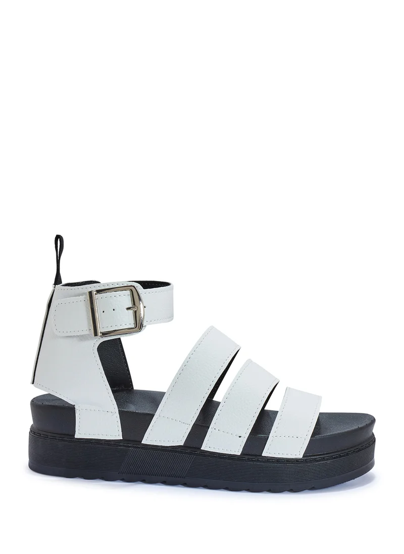 ترافل من نمشي Multi Strap Chunky Sports Sandal