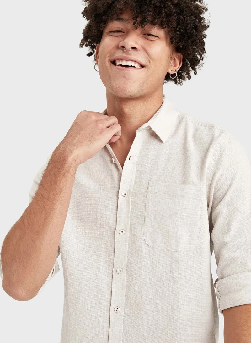 DeFacto Essential Slim Fit Shirt