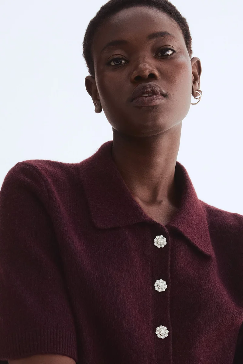 اتش اند ام كارديغان بأكمام قصيرة وياقة